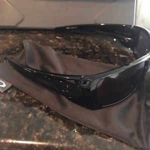 Men’s Oakley fuel cell sunglasses